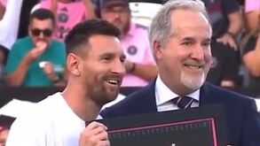 Messi homenageado em Miami depois de se tornar no jogador mais titulado da história