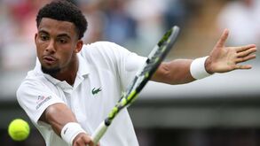 Arthur Fils vence Alexander Zverev em Hamburgo e conquista segundo título