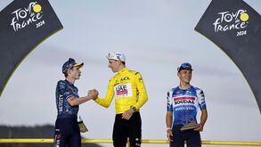 Tadej Pogacar conquista Volta a França pela 3.ª vez: «Este ano fizemos tudo na perfeição»