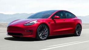 Um virar de página nos carros preferidos dos portugueses? Dacia e Tesla no topo