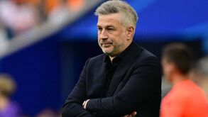 Edward Iordanescu deixa comando técnico da seleção romena