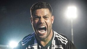 É mesmo incrível: Hulk continua a bater recordes