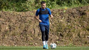 Arouca anuncia saída de Yanis Hamache 