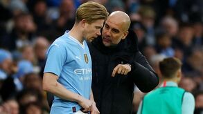 Pep Guardiola desmente rumores sobre De Bruyne: «Não vai sair!»