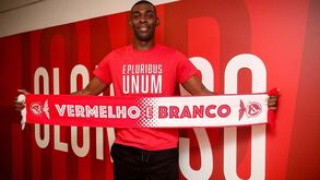 Eduardo Francisco renova com o Benfica até 2026  