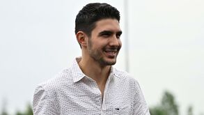Oficial: Esteban Ocon irá correr pela Haas em 2025 