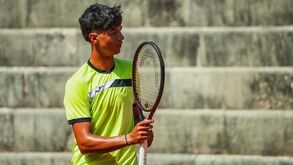 Tiago Pereira e Alexander Donski nas meias de pares do challenger de Segóvia