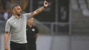 Rui Borges: «Não me entra na cabeça como é possível estar numa competição europeia e jogar num relvado destes»