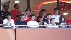 Renato Sanches a caminho do Benfica e João Neves mostra-se na Luz