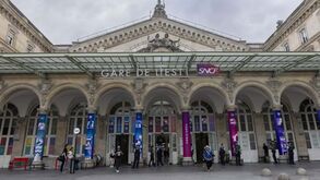 Linhas do TGV em França incendiadas horas antes da abertura dos Jogos Olímpicos