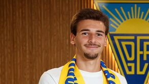Pedro Carvalho reforça Estoril até 2028