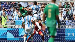 Argentina de Otamendi teve de acelerar para vencer Iraque