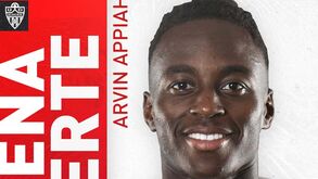 Appiah perto do Nacional