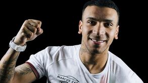 Petterson oficial no Estrela até 2025