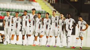 Estrela da Amadora apresenta-se aos sócios com 11 reforços