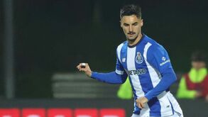 Eustáquio integrado no regresso do FC Porto aos treinos