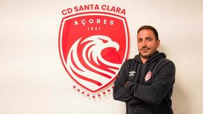 Vasco Matos renova com o Santa Clara até 2026