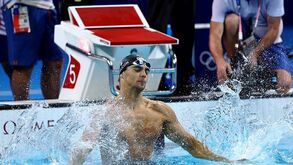 Italiano Thomas Ceccon conquista ouro nos 100 metros costas