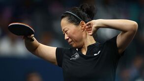 Fu Yu perde batalha de 7 sets e diz adeus a Paris