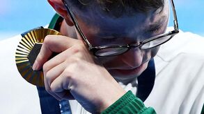Irlandês Daniel Wiffen conquista ouro nos 800 metros livres com mais um recorde olímpico