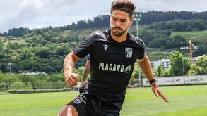 Bruno Gaspar e Tomás Ribeiro no derradeiro treino do V. Guimarães