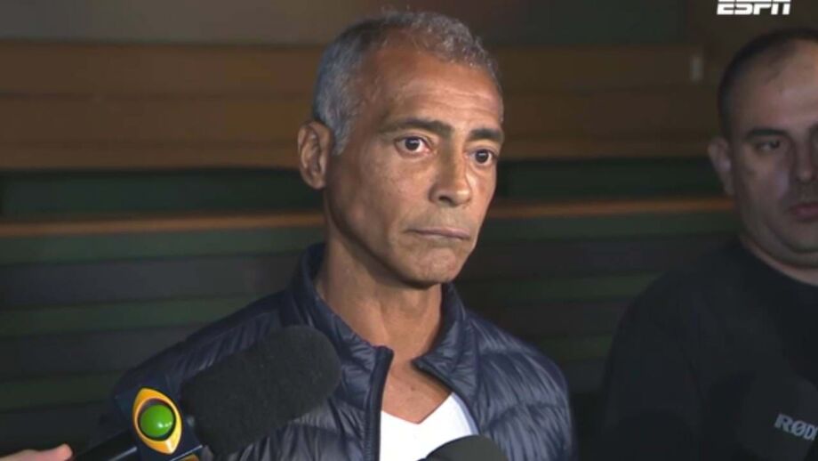 Antigo internacional defende que a seleção canarinha tem de se focar no avançado do Al Hilal