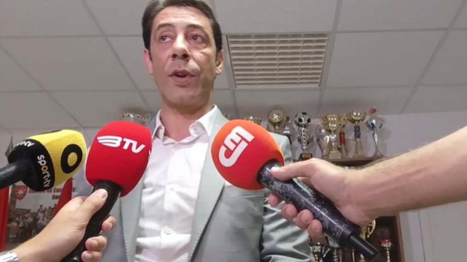 Presidente dos encarnados admite negociações