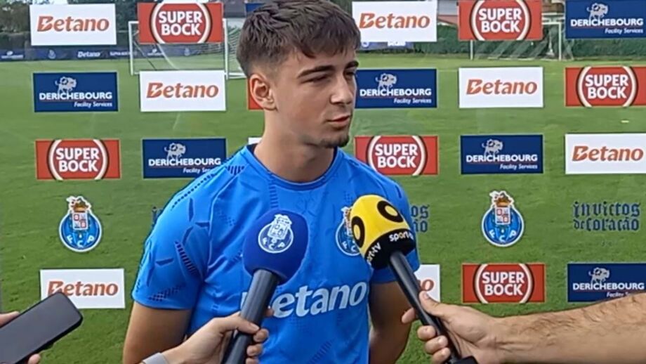 Jovem defesa entusiasmado por fazer parte do "ouro da casa"