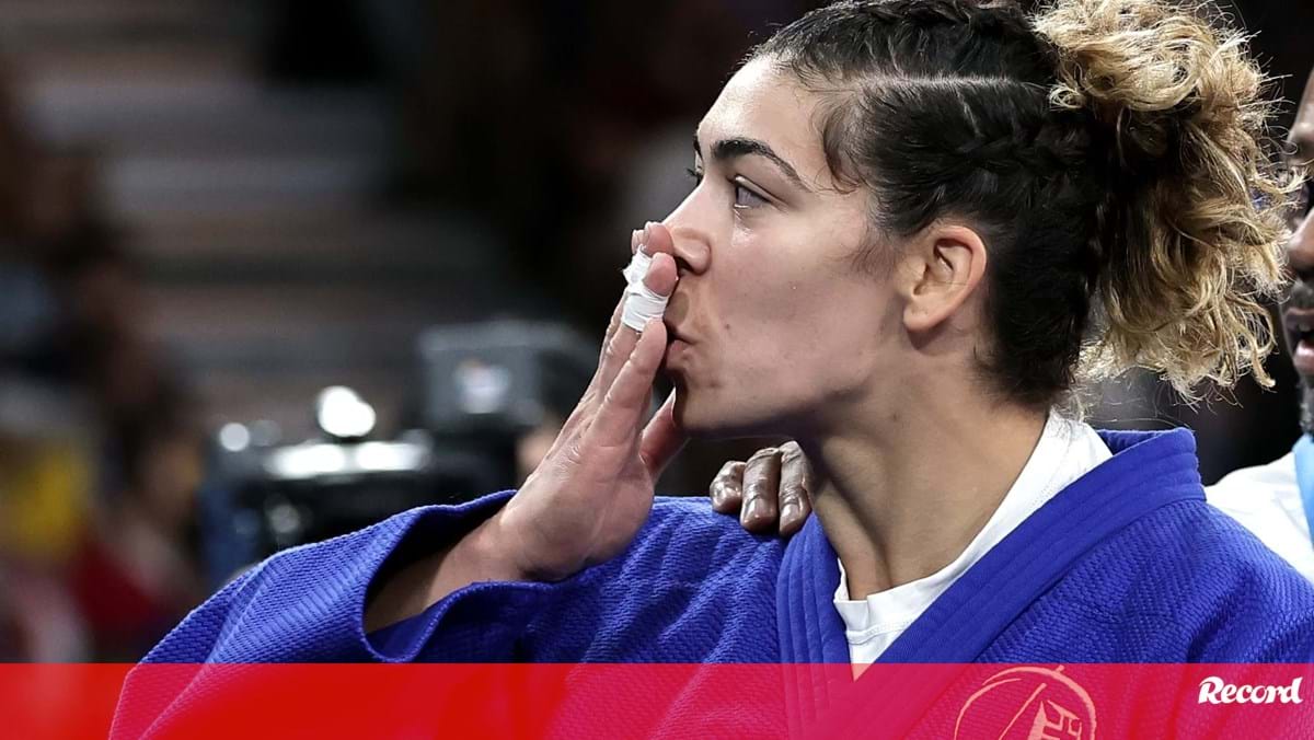 Patrícia Sampaio garante meias-finais e vai lutar pelas medalhas nos Jogos Olímpicos