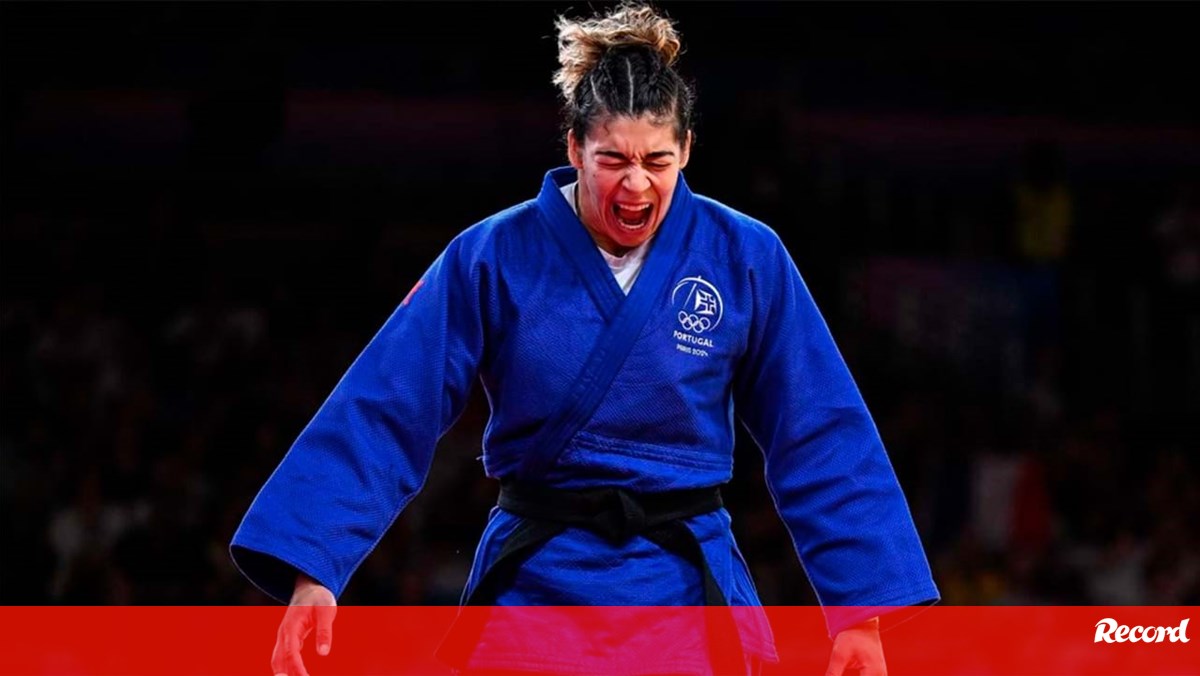 Patrícia Sampaio emocionada após conquista do bronze: «Foi o melhor momento da minha carreira»