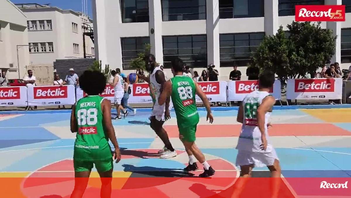 Neemias Queta voltou a jogar em Portugal... mas foi a brincar