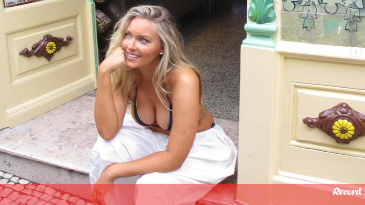 Camille Kostek está em Portugal para participar num especial da Sports Illustrated Swimsuit