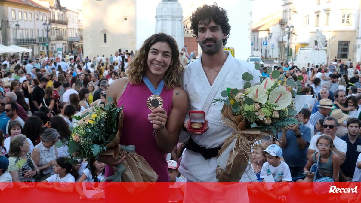 Tomar aplaude Patrícia Sampaio em receção plena de emoções