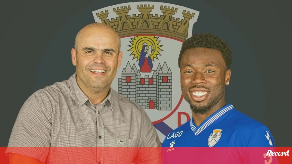 Feirense contrata médio-ofensivo ao Tottenham