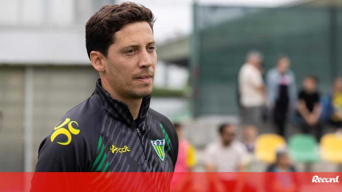 Luís Pinto e a estreia do Tondela na 2.ª Liga: «Vontade extrema de competir»