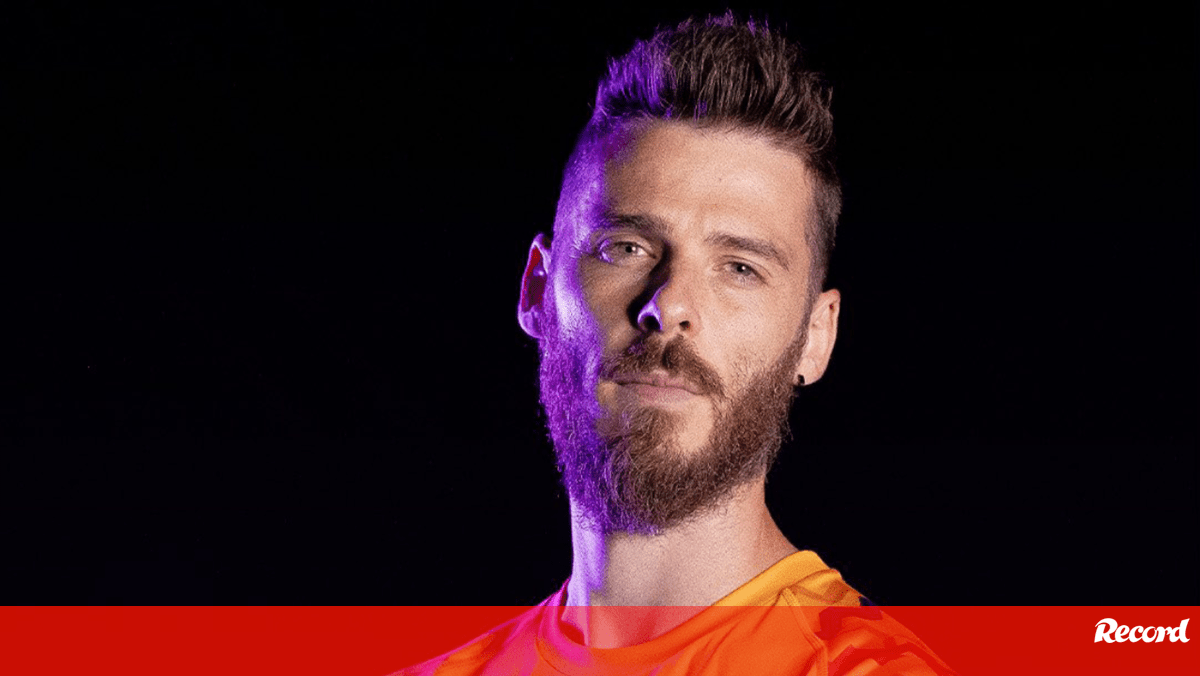 Oficial: De Gea reforça baliza da Fiorentina após um ano sem competir