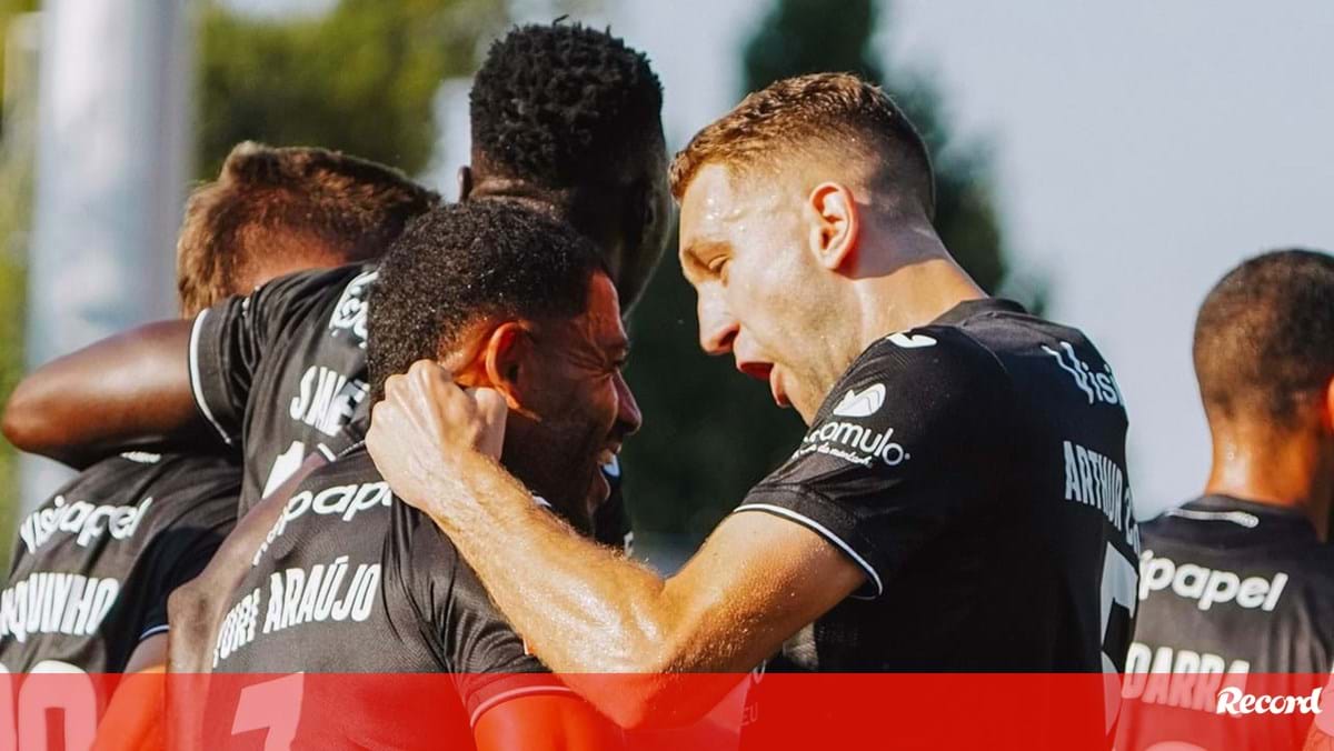 Ac. Viseu-Chaves, 2-1: Vitória expressa domínio