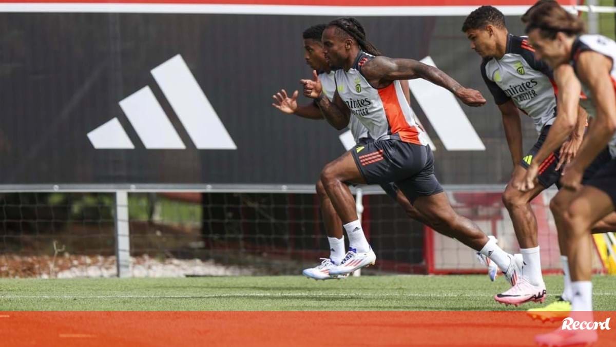 «Renato Sanches pode ser o factor que liga equipa às bancadas e veremos se pode ser o salvador de Schmidt»