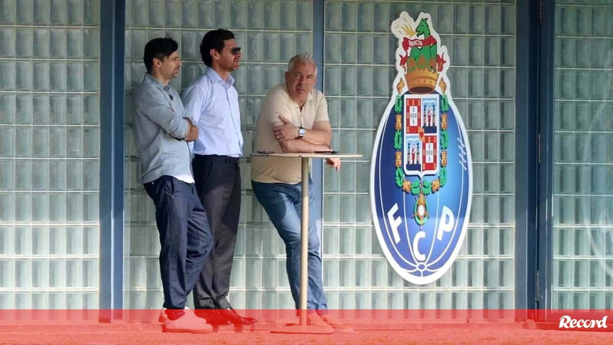 Dos "valores impossíveis" às propostas rejeitadas: Villas-Boas analisa mercado do FC Porto