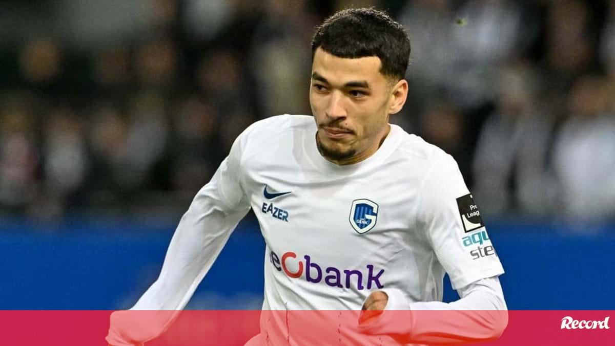 El Ouahdi abre porta de saída do Genk: «Um jogador procura sempre dar um passo em frente»