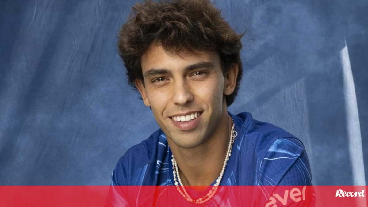 Enzo Maresca elogia João Félix: «O que tem de bom é que pode jogar em várias posições»