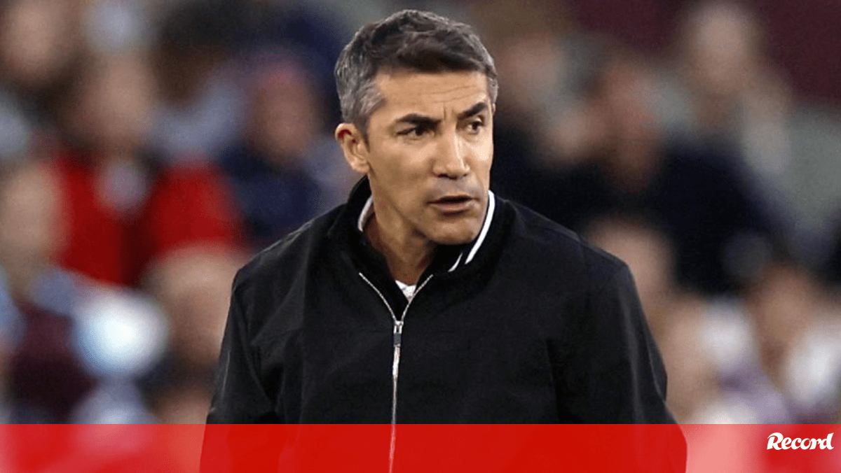 Notícia Record: Bruno Lage na frente para render Roger Schmidt