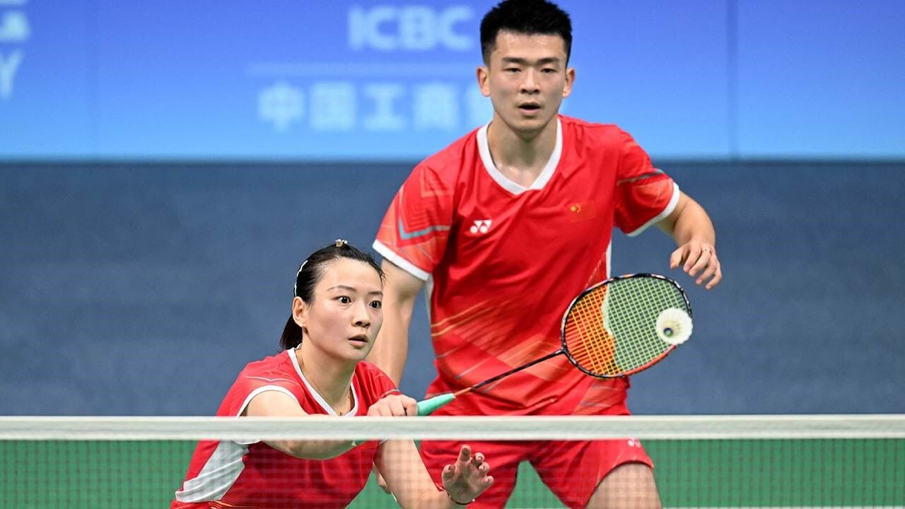 Zheng Siwei e Huang Yaqiong venceram nos pares mistos