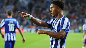 Desafio para os Açores: Namaso firme no ataque