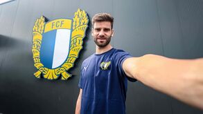 Oficial: Mario González é reforço do Famalicão