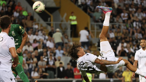 A crónica do V. Guimarães-Floriana, 4-0: forte pedalada animou a malta
