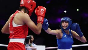 O combate entre Imane Khelif e Angela Carini que está a gerar polémica no boxe em Paris'2024