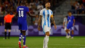 Acabou o sonho olímpico de Otamendi: Argentina eliminada nos 'quartos' pela França