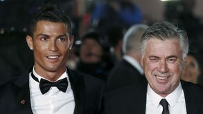 Ancelotti rendido a Cristiano Ronaldo: «É fácil treinar um jogador que marca golos em todos os jogos» 