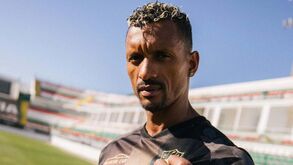 Mário Felgueiras vê Nani 'encaixar' bem no Estrela: «Será uma mais-valia pelo entendimento do jogo»